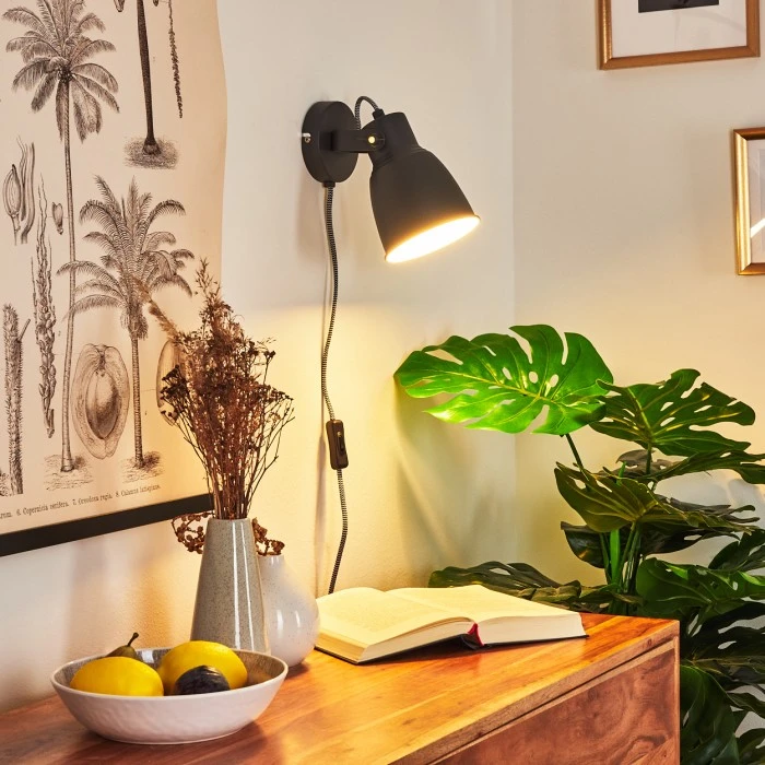 Hofstein Leiwoma Wandleuchte Schwarz, 1-flammig 1 Hofstein Leiwoma Wandleuchte Schwarz, 1-flammig