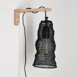 Hofstein Verpuppt Wandleuchte Holz hell, 1-flammig -Wandleuchten Verkauf verpuppt wandleuchte h3316412 12